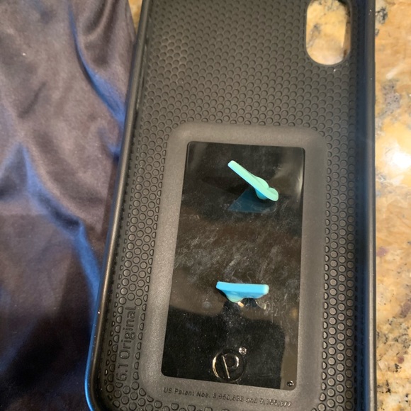 Loopy Case for IPhone XR. Also has black loopy strap that was never used. - Picture 2 of 2